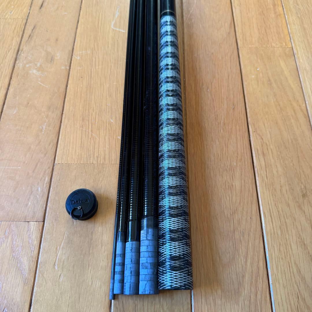Daiwa ダイワ 波紋 鯉 18 amorphous-whisker 美品 ♪