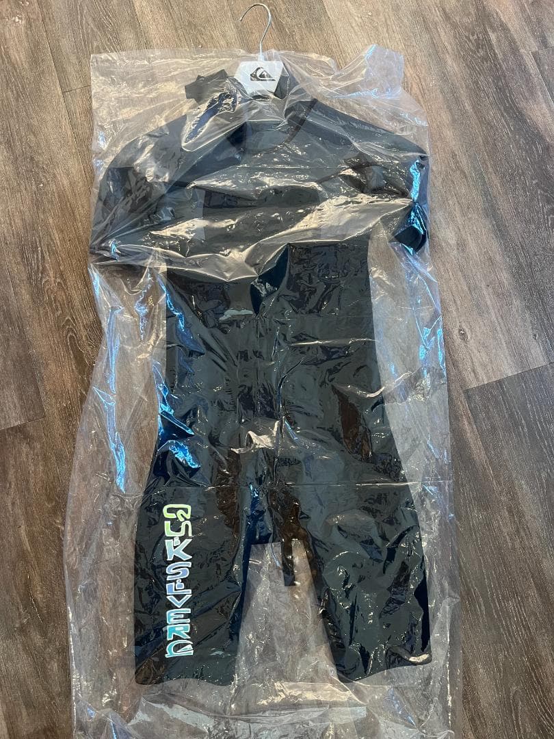 QUIKSILVERクイックシルバーキッズ子供用ウェットスーツスプリング150