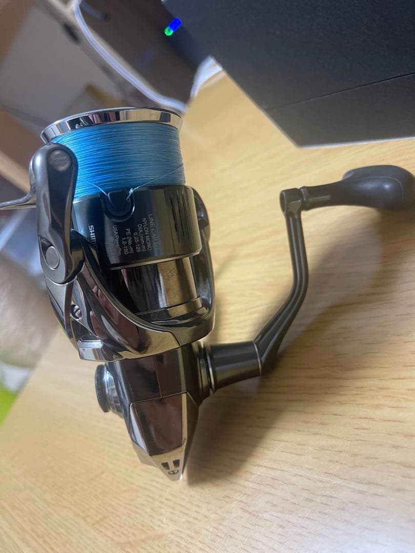 SHIMANO STELLA 3000MHG リール