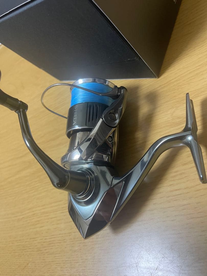 SHIMANO STELLA 3000MHG リール