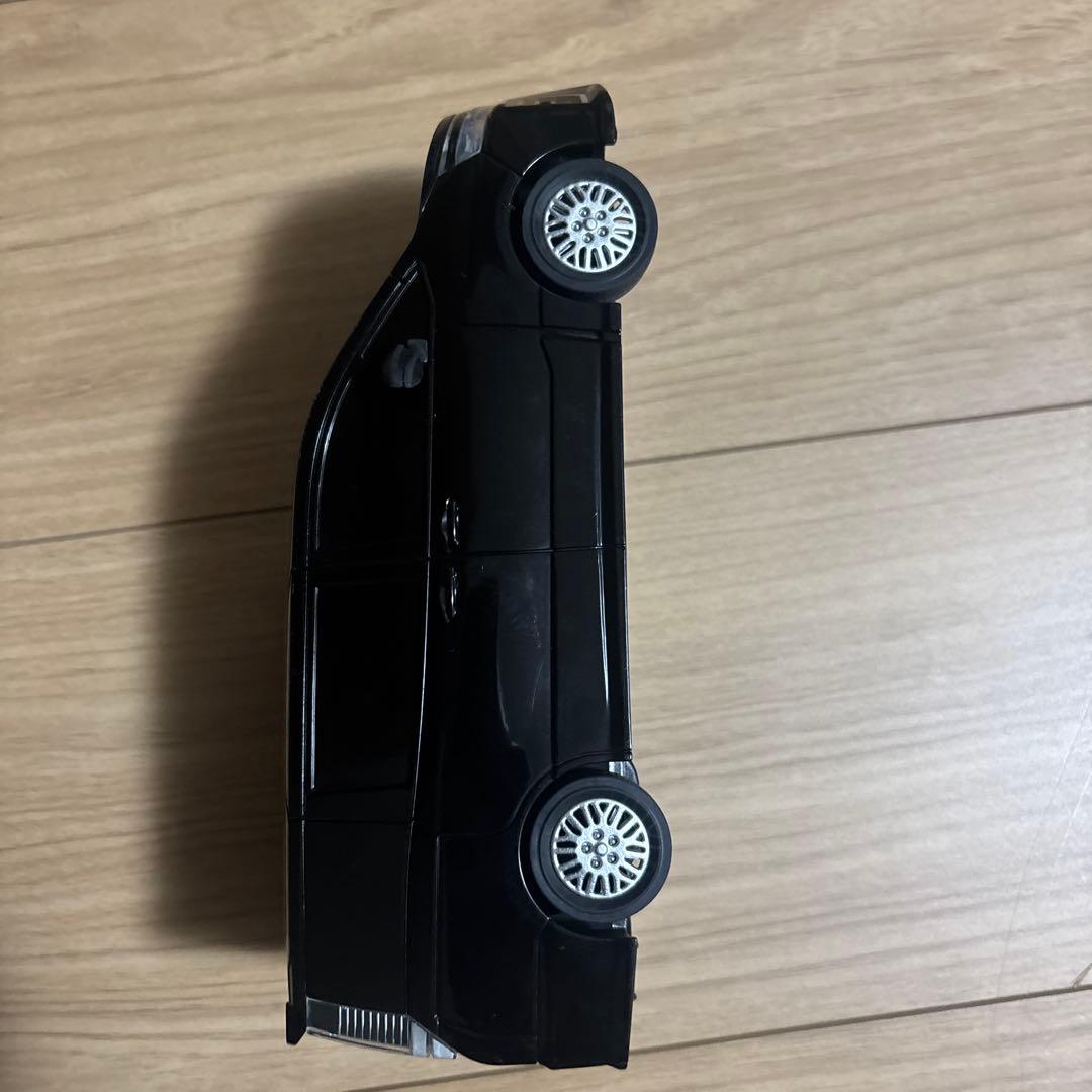 TOYOTAヴォクシーラジコンカー　ジャンク品