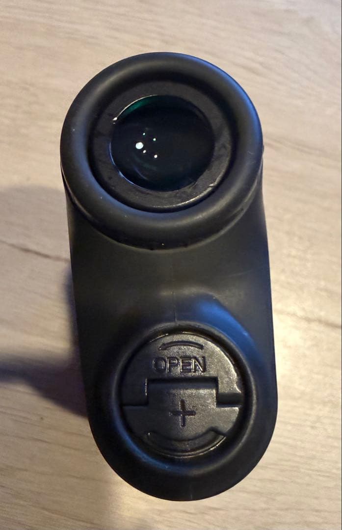 Bushnellのゴルフ用距離計PRO X3 黒色表示