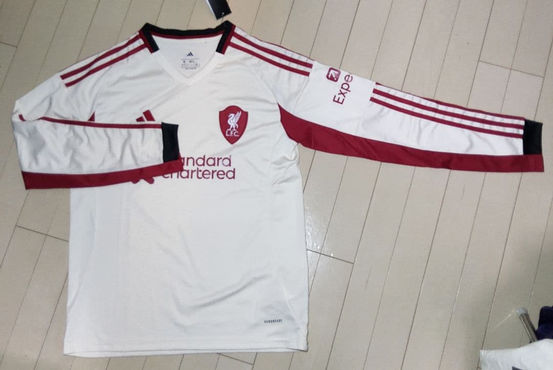 ​【新品】リヴァプールFC 25/26 アウェイ 長袖ユニフォーム サイズM