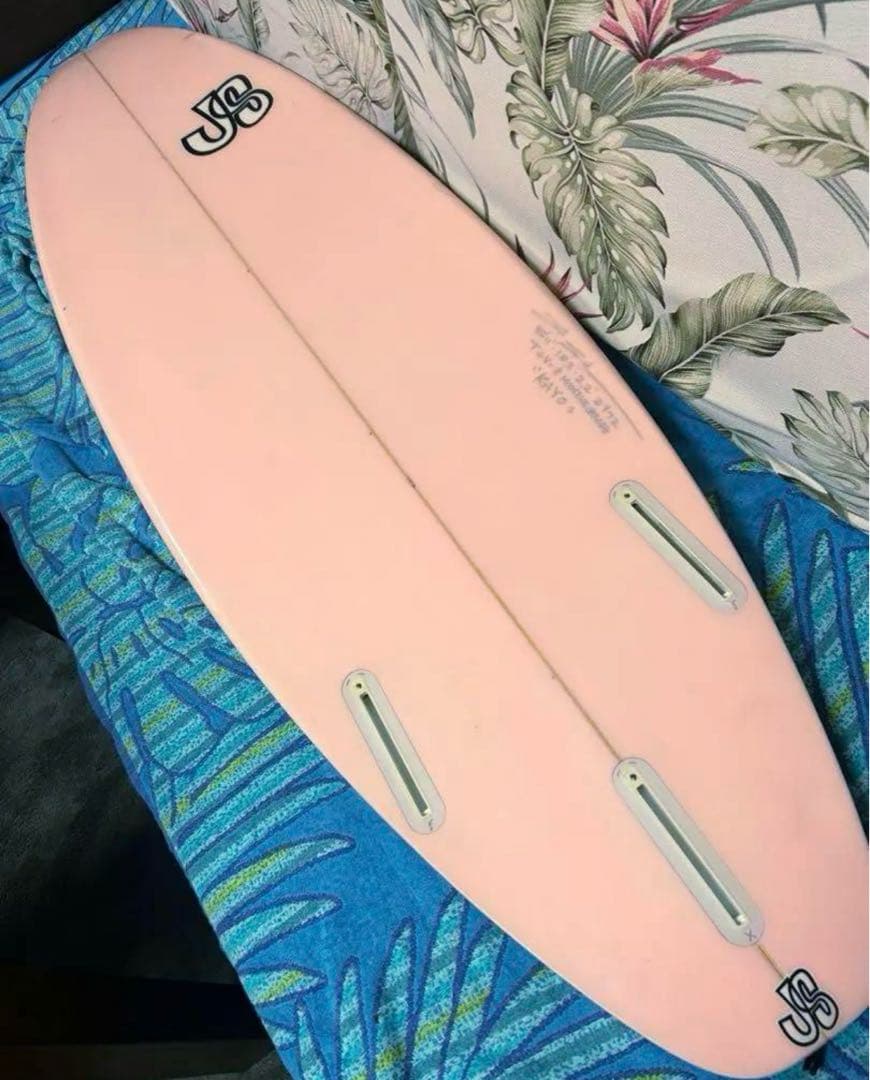 JS サーフボード 5'11ショートボード　フィン　デッキパッド　送料込み