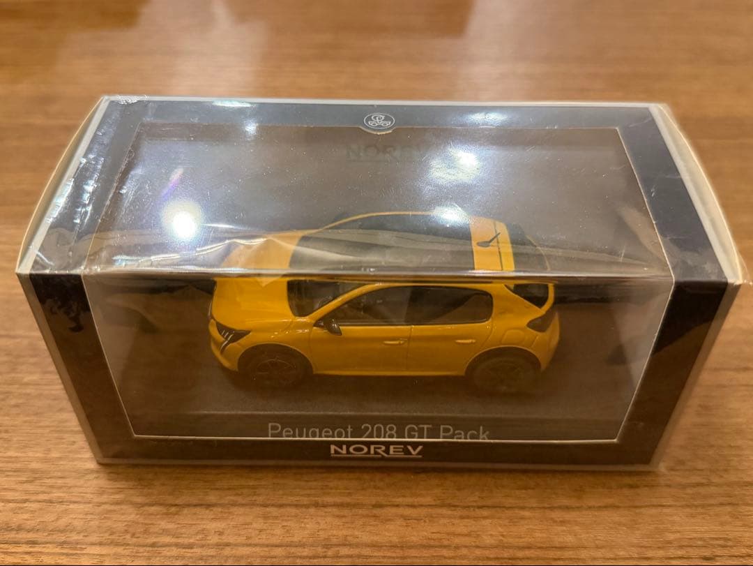 新品 1/43 ノレブ プジョー 208 GTパック ファロイエロー