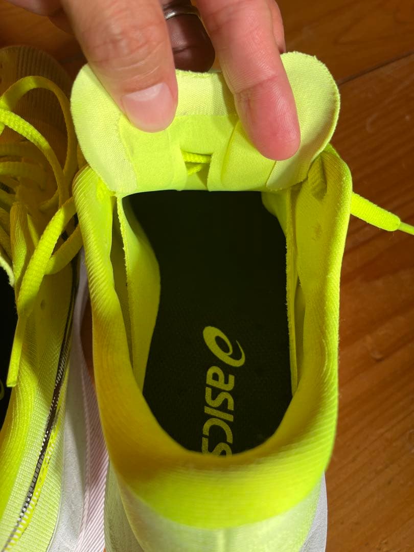 アシックス マジックスピード4 25.0㎝