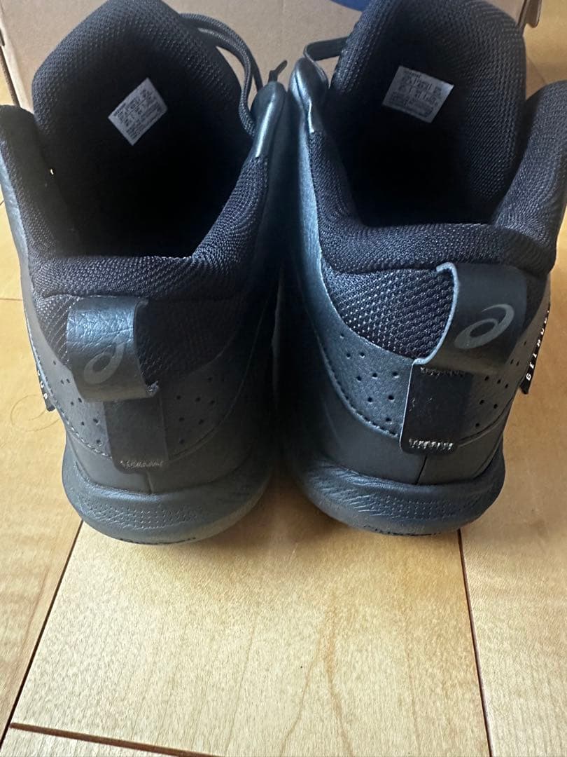 ASICS バスケットボールシューズ ブラック　GELHOOP