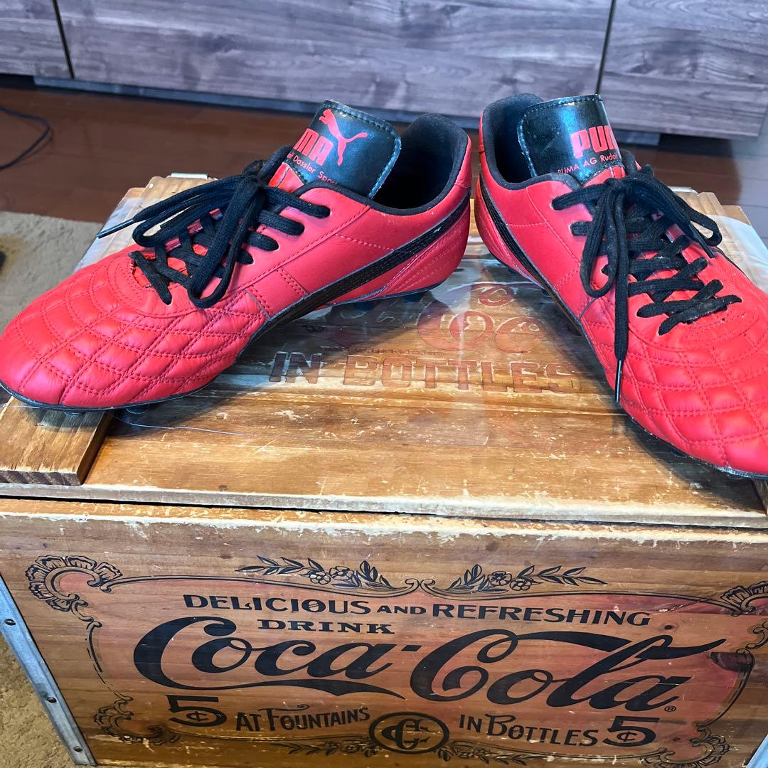 美品 PUMA サッカーシューズ 25.5cm
