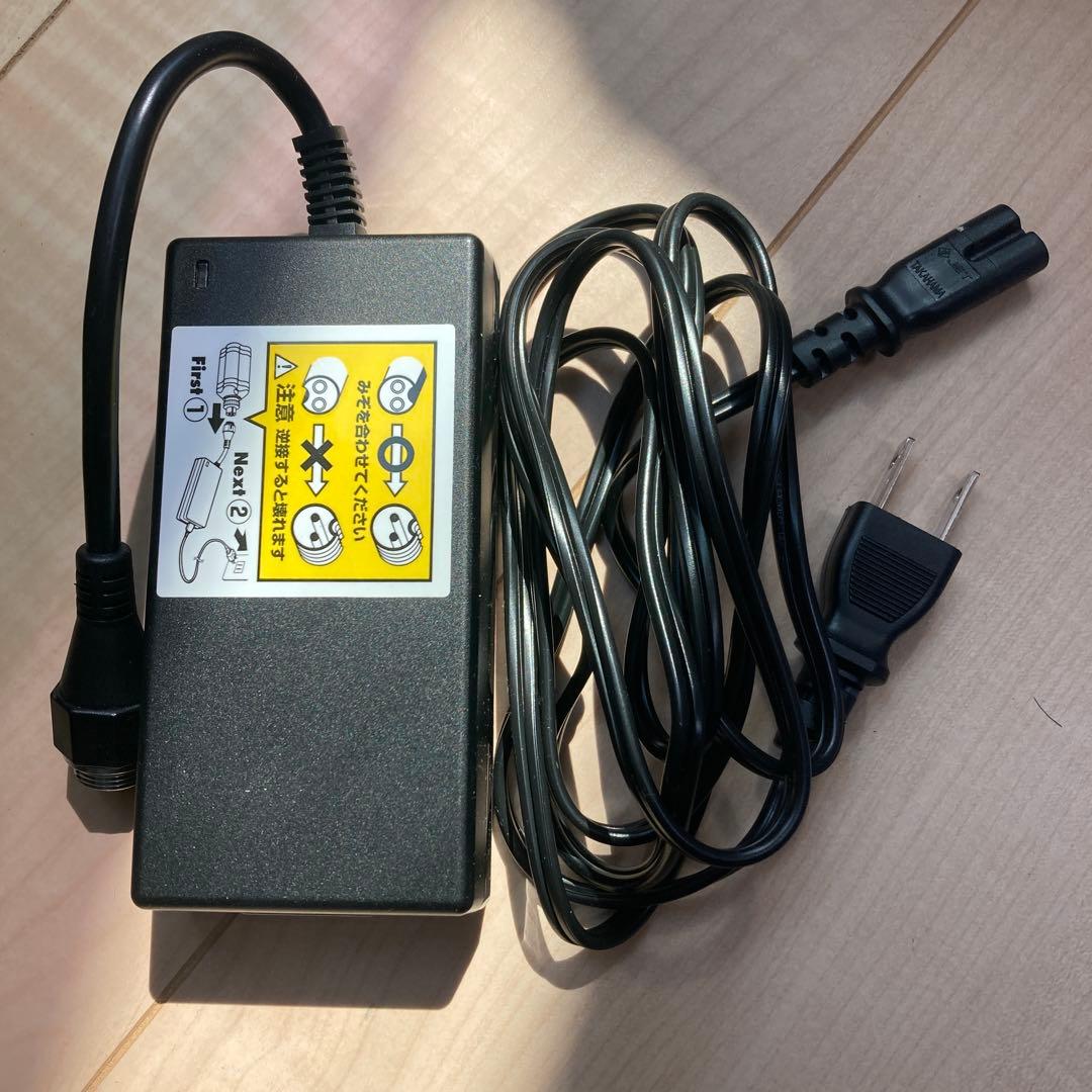 電動リール BWM-2300 ホワイト ACアダプター付き