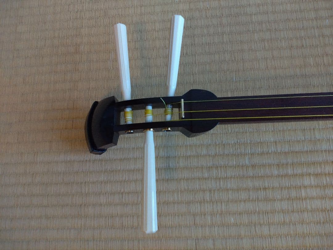 長唄用三味線 【長かばん 他小物多数】