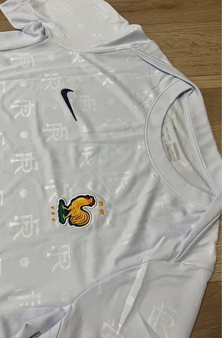 NIKE フランス代表 プレマッチシャツ　トレーニングシャツ　新品