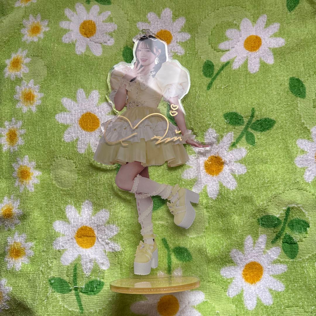 【生産終了】CUTIE STREET古澤里紗　アクリルパネルとビッグアクスタ