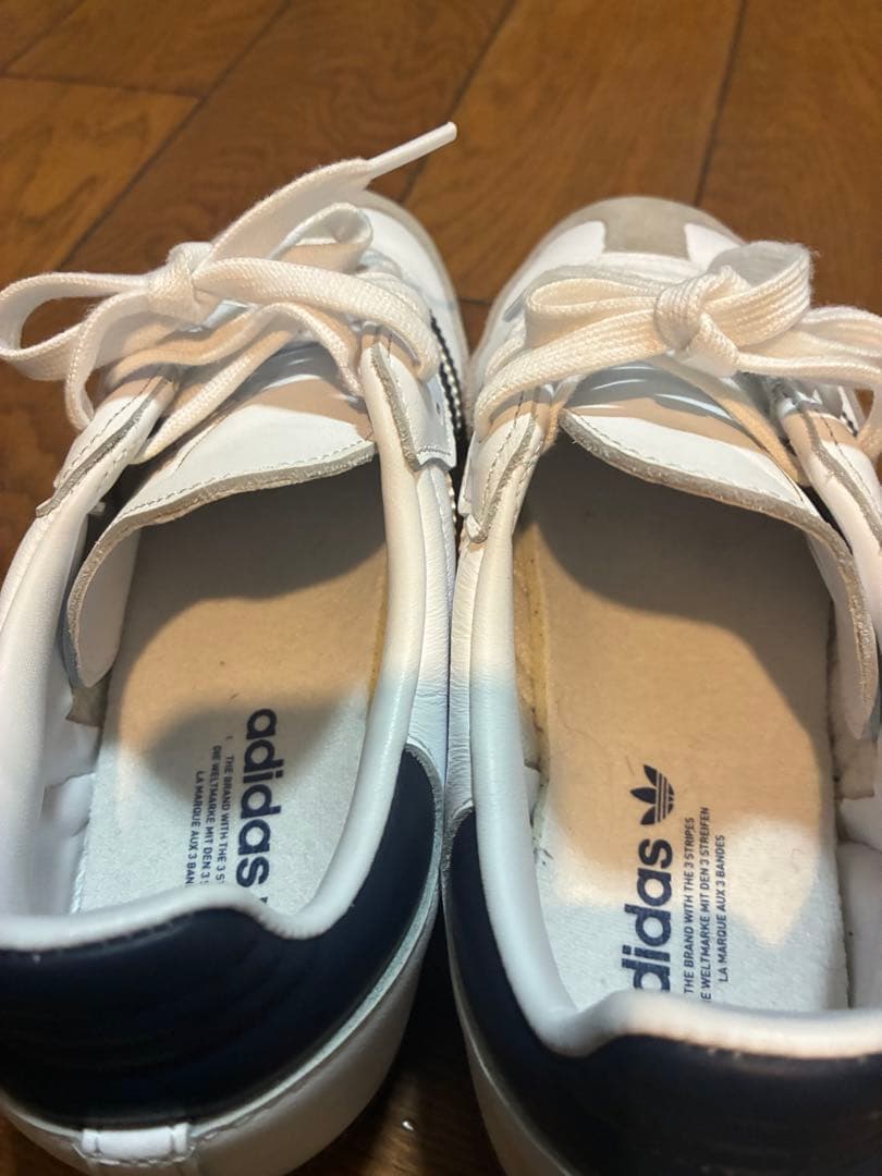 adidas SAMBA ホワイト✖️ネイビー