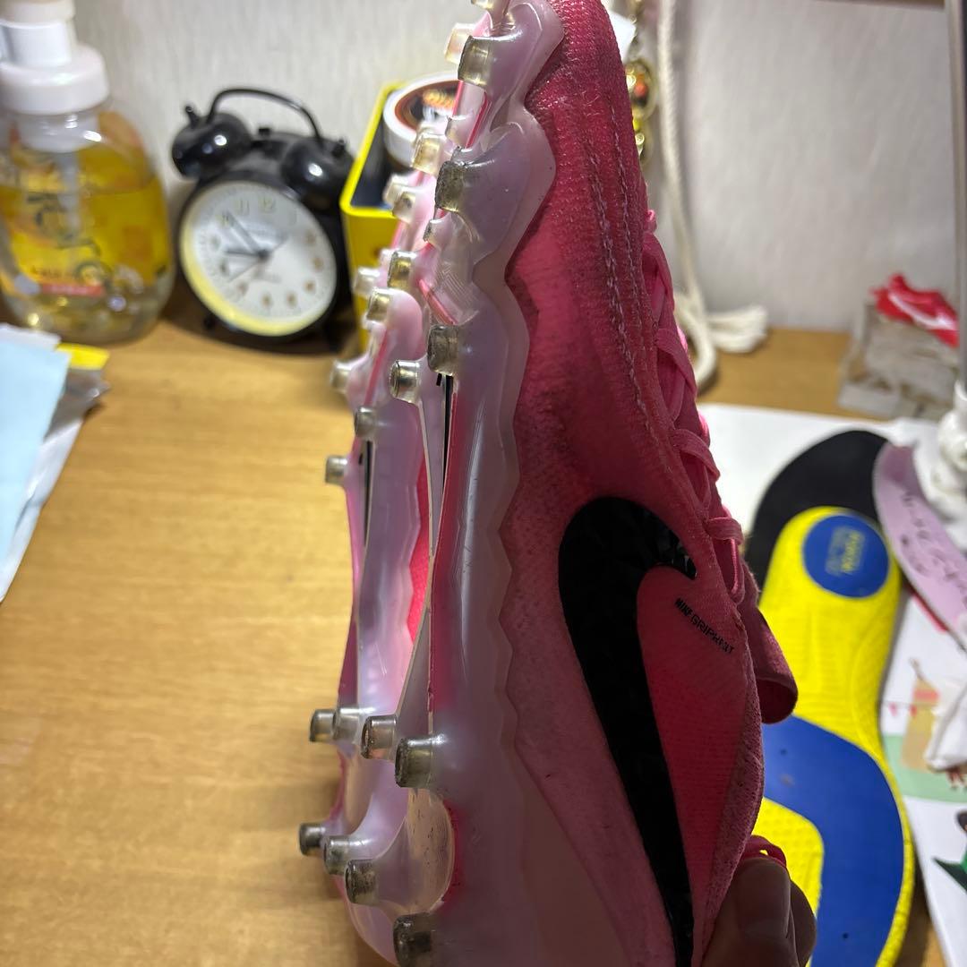 サッカースパイク　ファントムgx