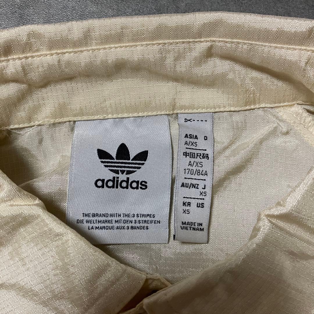 参考定価:10,450円　adidas アウトドアシャツ