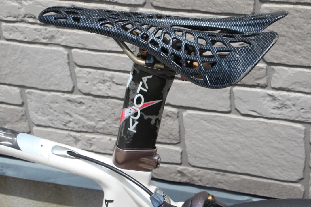 引き取り限定♪KUOTA♪KHARMA♪Race♪カーボンフレーム♪クオータ♪