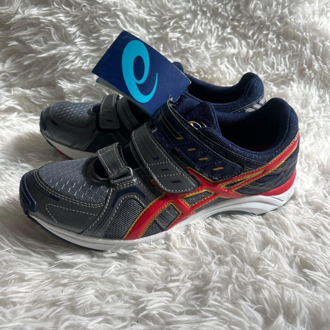★未使用品★asics ブライトライン SFT255