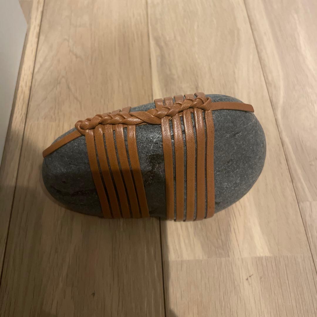 置物 LOEWE KAGERO KNOT STONE TAN