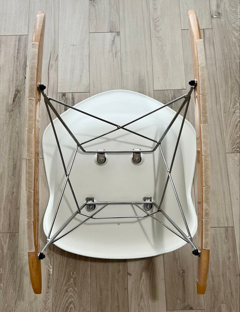 P Eames イームズ ホワイト ロッキングチェア