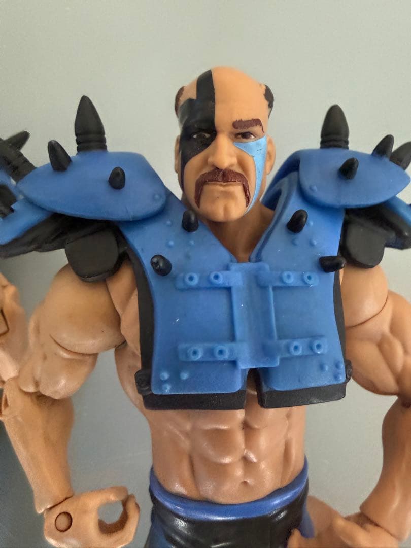 WWE スパイク付き肩パッド フィギュア 2体セット