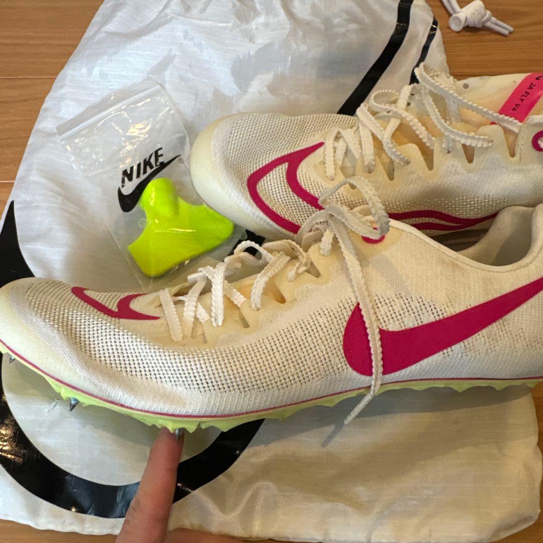 Nike スパイクシューズ ホワイト/ピンク