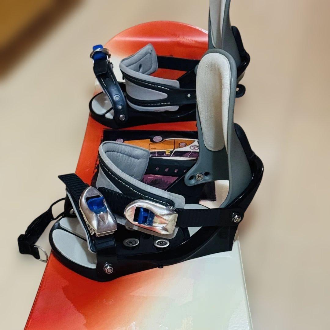 144cm スノーボード ビンディング付きオレンジ/ホワイトグラデーション初心者
