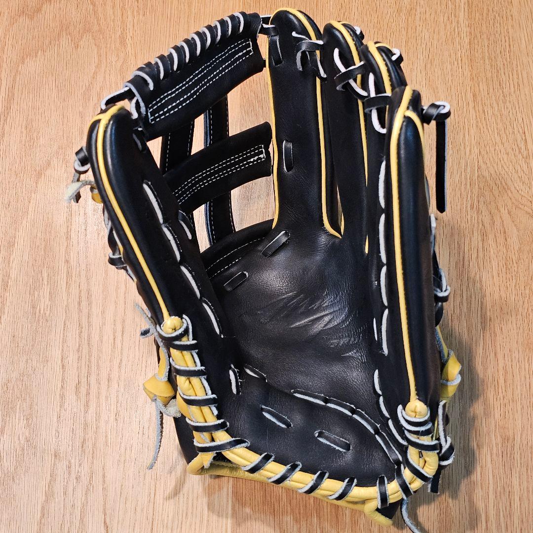 Mizuno pro 軟式外野用グローブ　桑原モデル