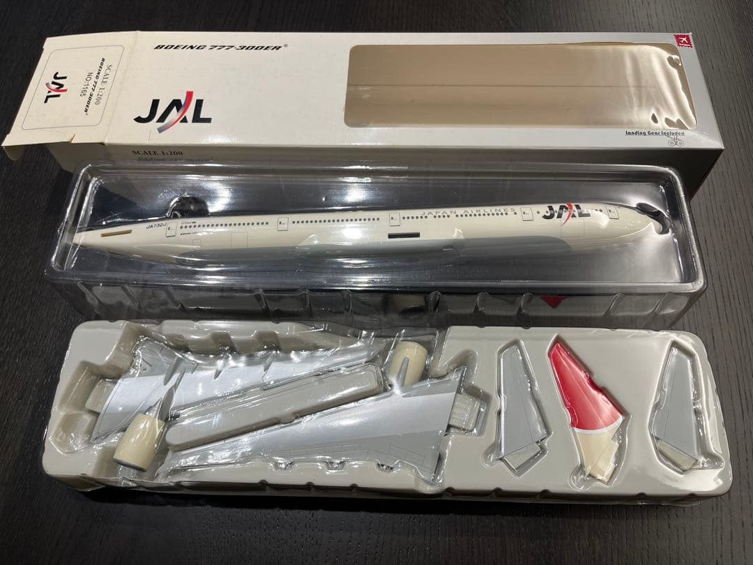 JAL日本航空　B777-300ER 1/200スケール