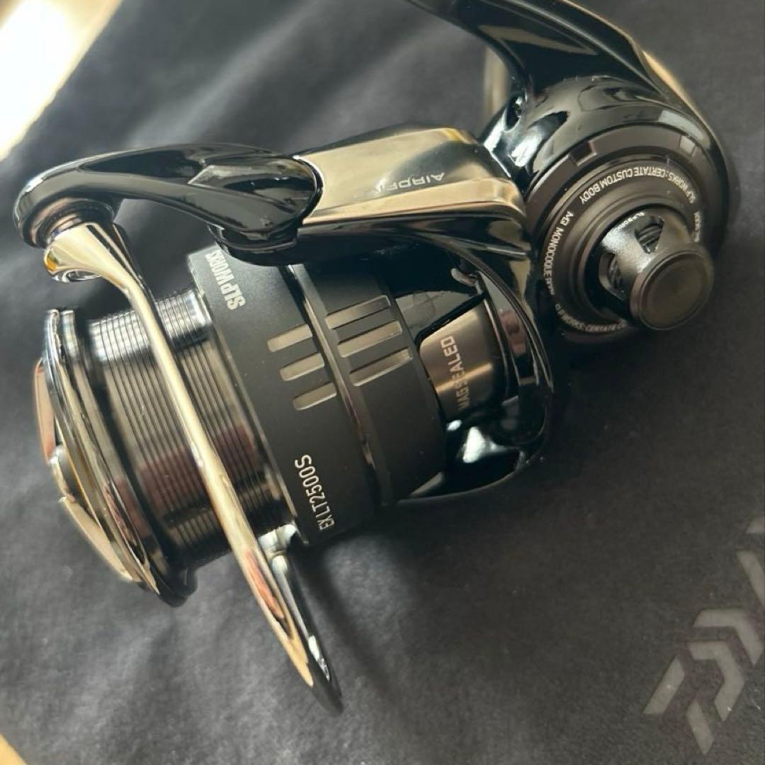 ダイワ　24セルテート LT2500S-H slp works カスタムボディ
