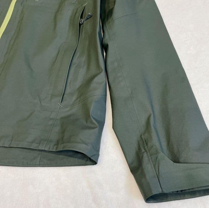 未使用級 patagonia パタゴニア アントラックド ジャケット オリーブ