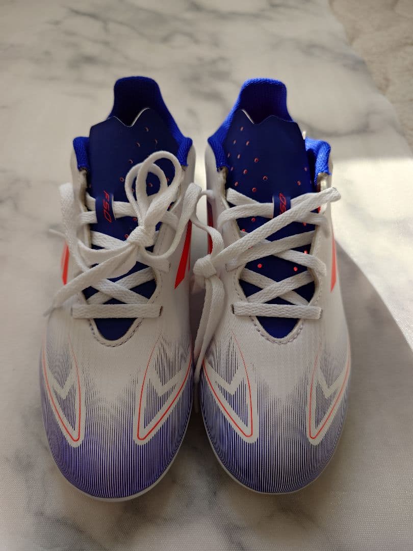 adidas 新品 F50 サッカーシューズ 23cmホワイト/ブルー/オレンジ