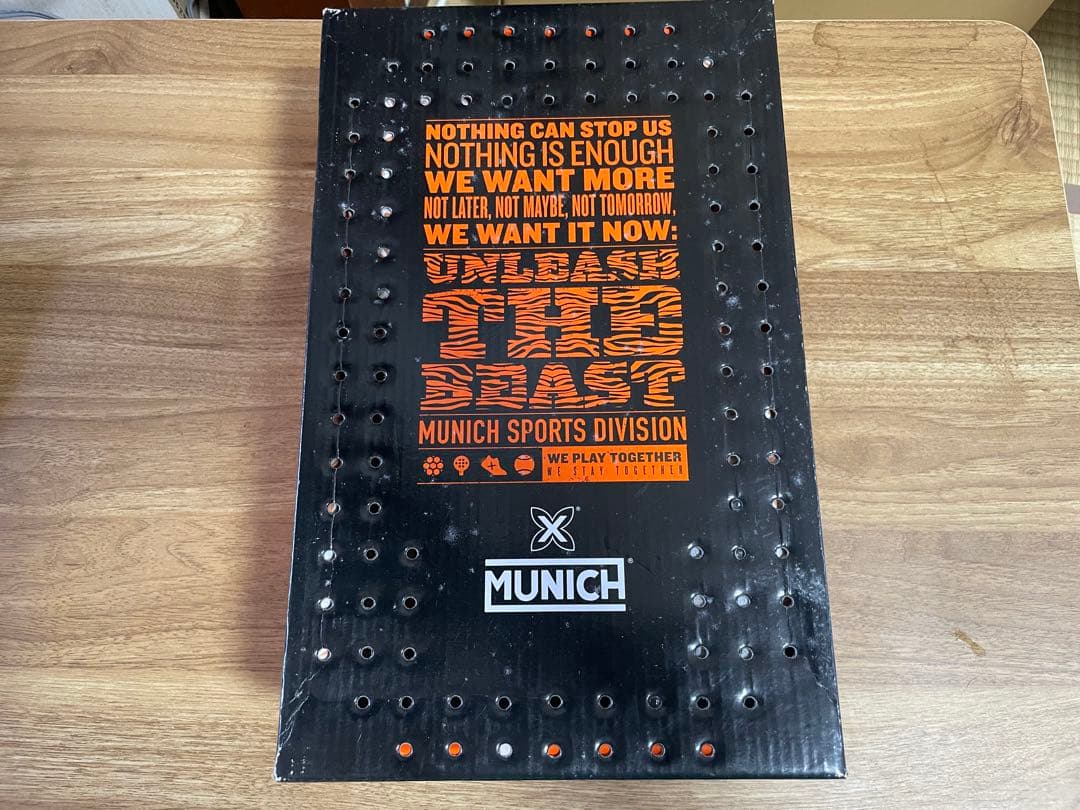 【新品】MUNICH CONTINENTAL V2フットサルシューズ ムニック