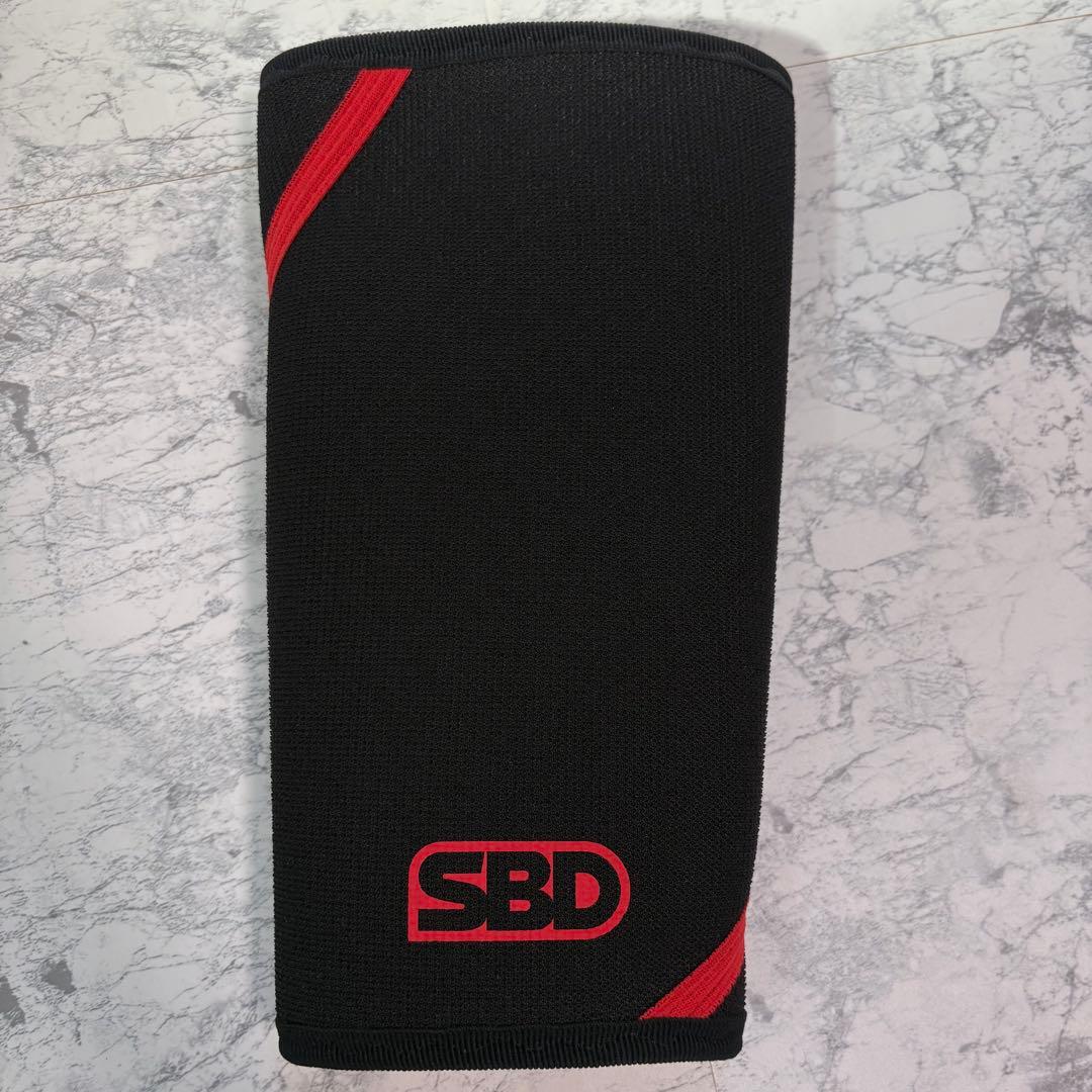 新品未使用✨SBD パワーリフティング ニースリーブ M サイズ　Rのみ