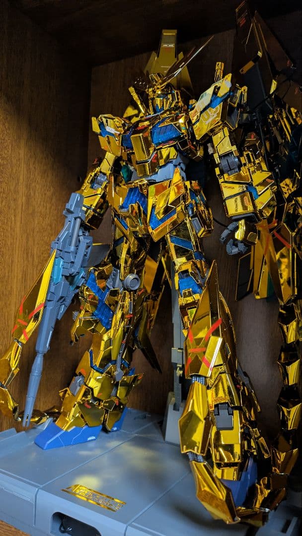 1/60 PG ユニコーンガンダム３号機フェネクス（ナラティブＶｅｒ．）LED付
