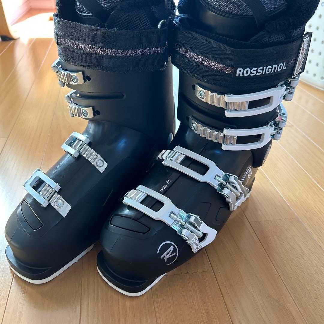 新品同様　ROSSIGNOL 女性用スキーブーツ スキー靴ブラック23-25cm