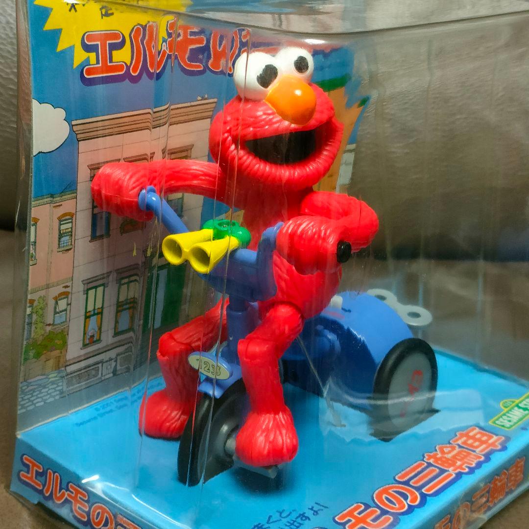 エルモの三輪車 新品 未開封