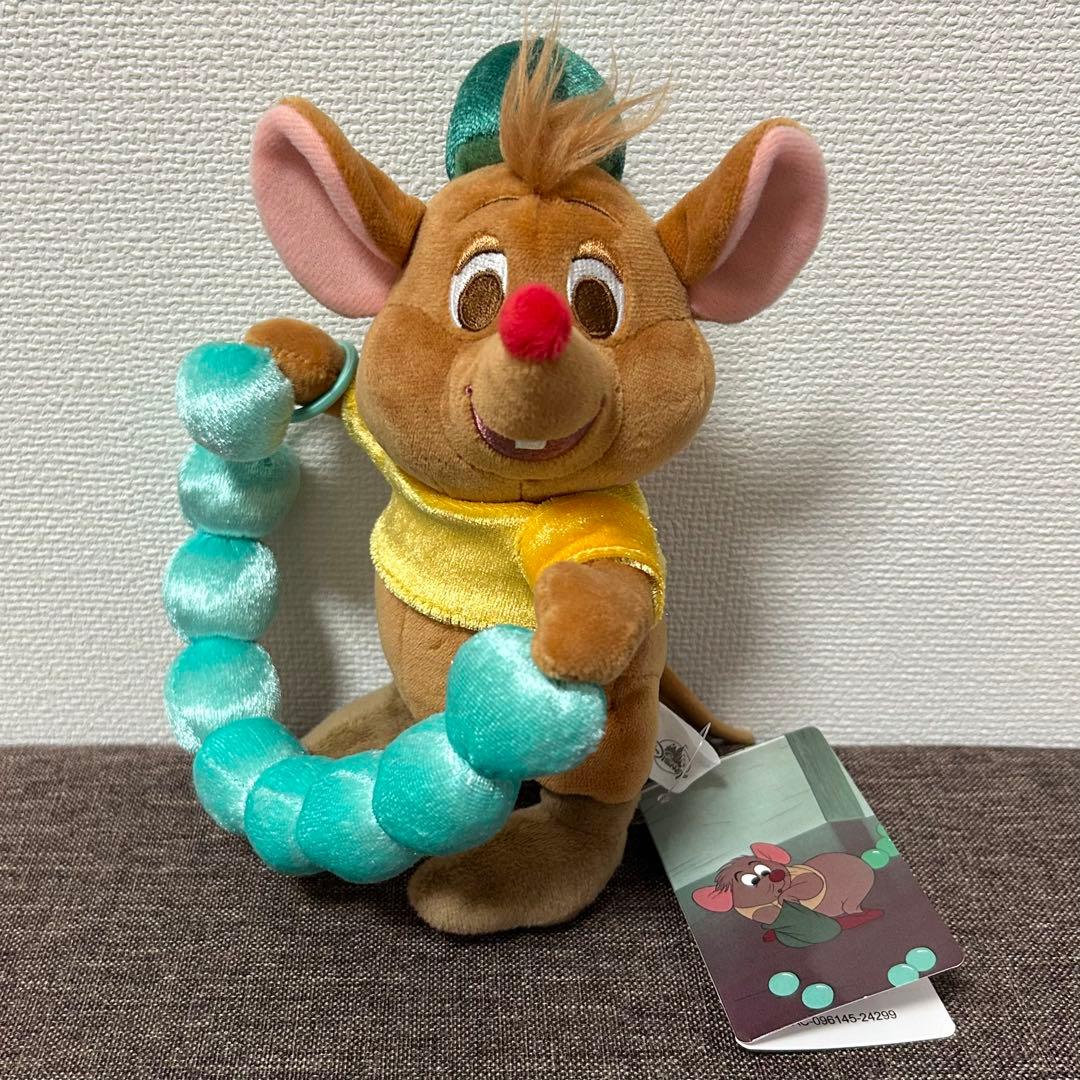 ディズニーストア シンデレラ ガス カーテンタッセル ぬいぐるみ マスコット