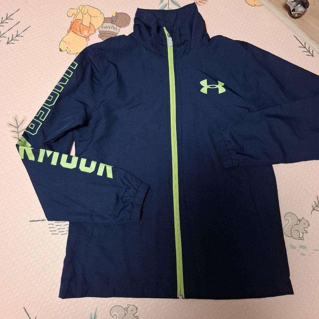 美品　UNDER ARMOUR　セットアップ　ウインドブレーカー　ネイビー×緑