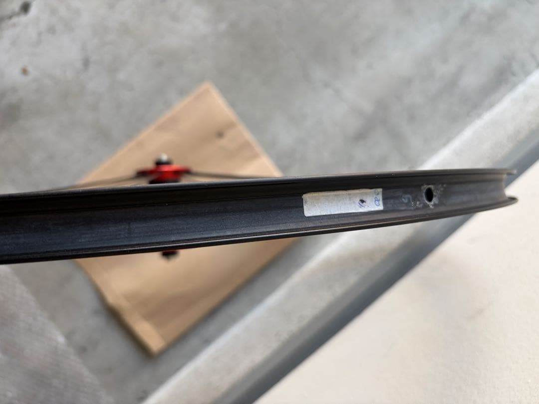 マビックキシリウムMavic Ksyrium Pro 2016 LTD Red