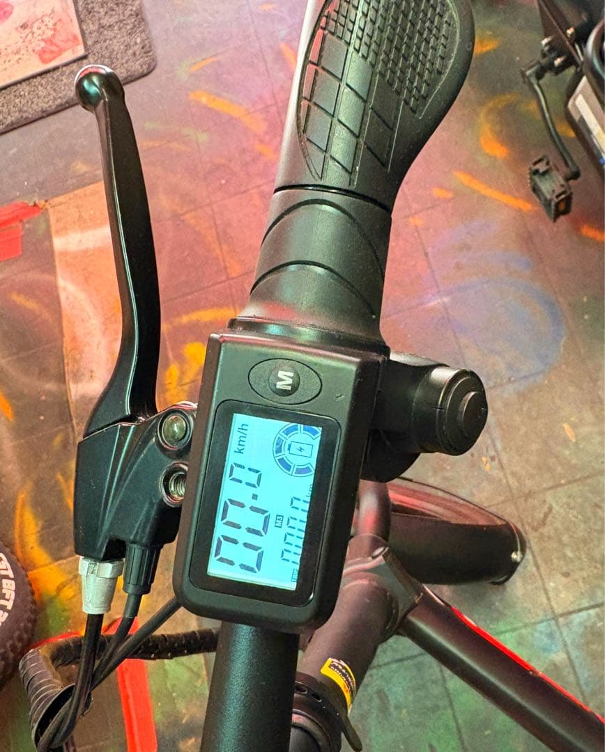 今だけ値下げ、折りたたみ電動アシスト自転車 ブラック16㌅