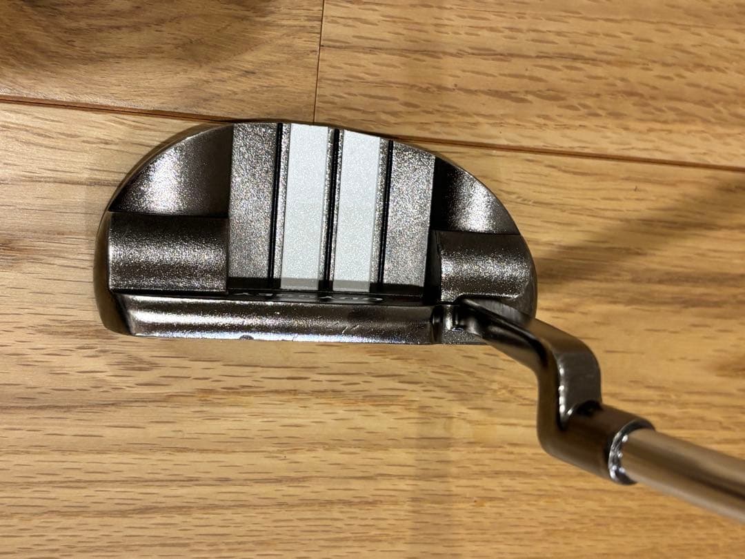Odyssey WHITE ICE 330 MALLET パター