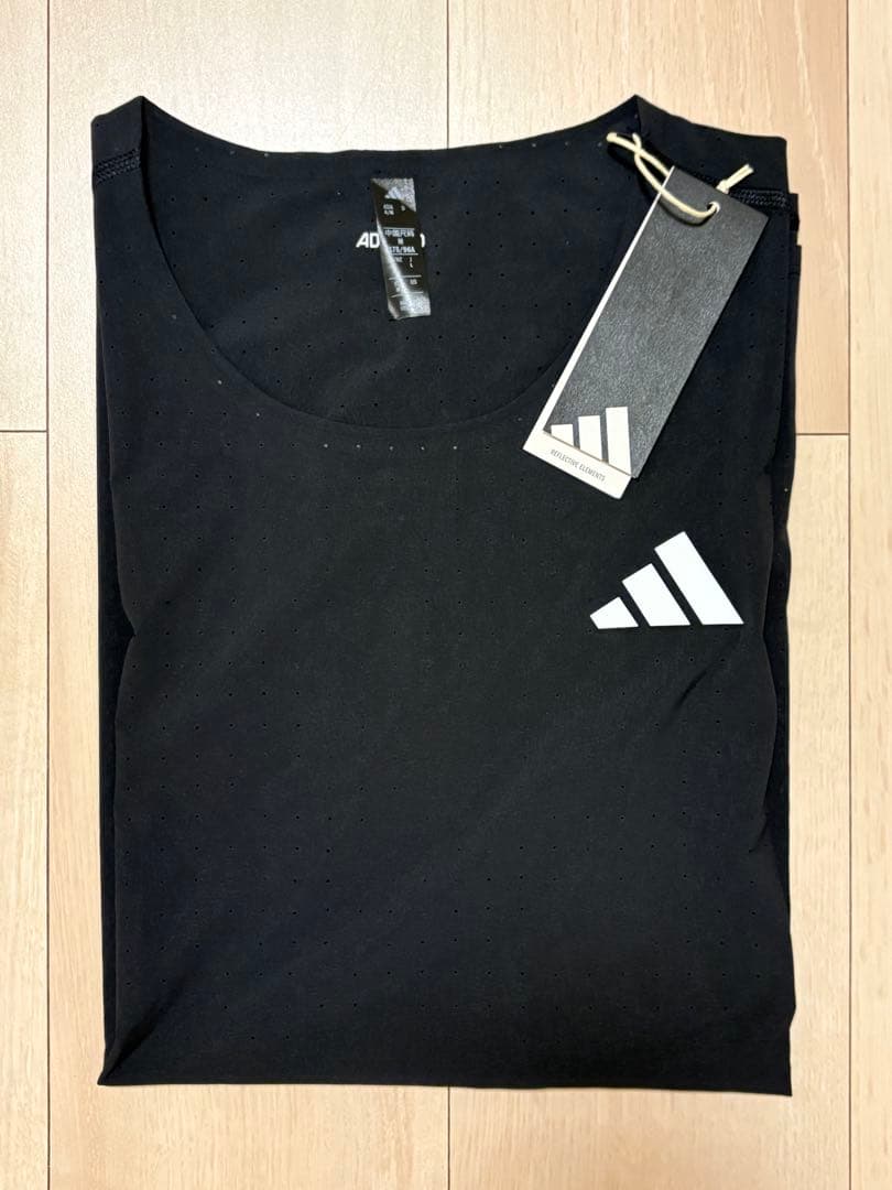 アディゼロ　ランニングTシャツ　新品・未使用　サイズM