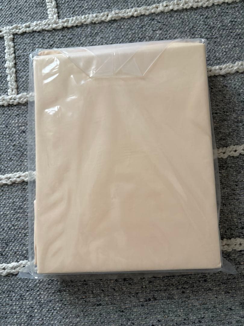 シモンズ　Beautyrest ボックスシーツ ダブル　アイボリー　45cm厚