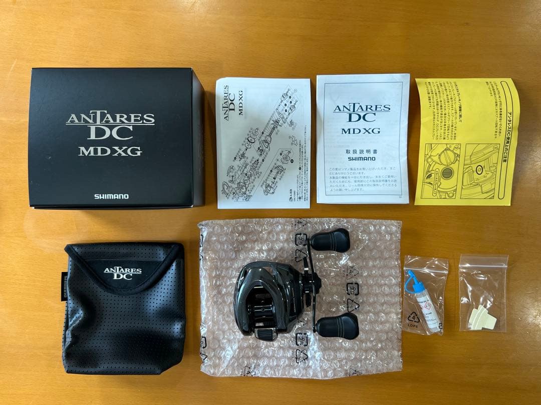 シマノ 18アンタレス DC MD XG 右ハンドル　ベイトリール