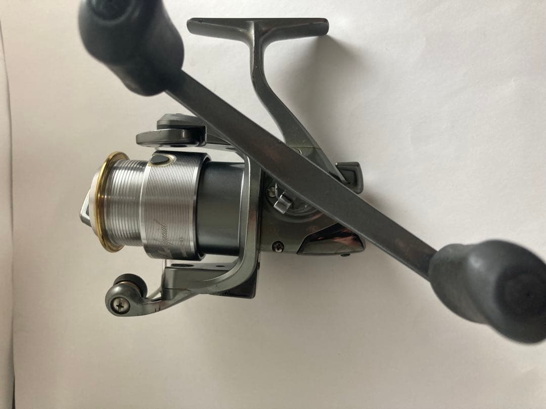 SHIMANO TWIN POWER 2500 SDH スピニングリール