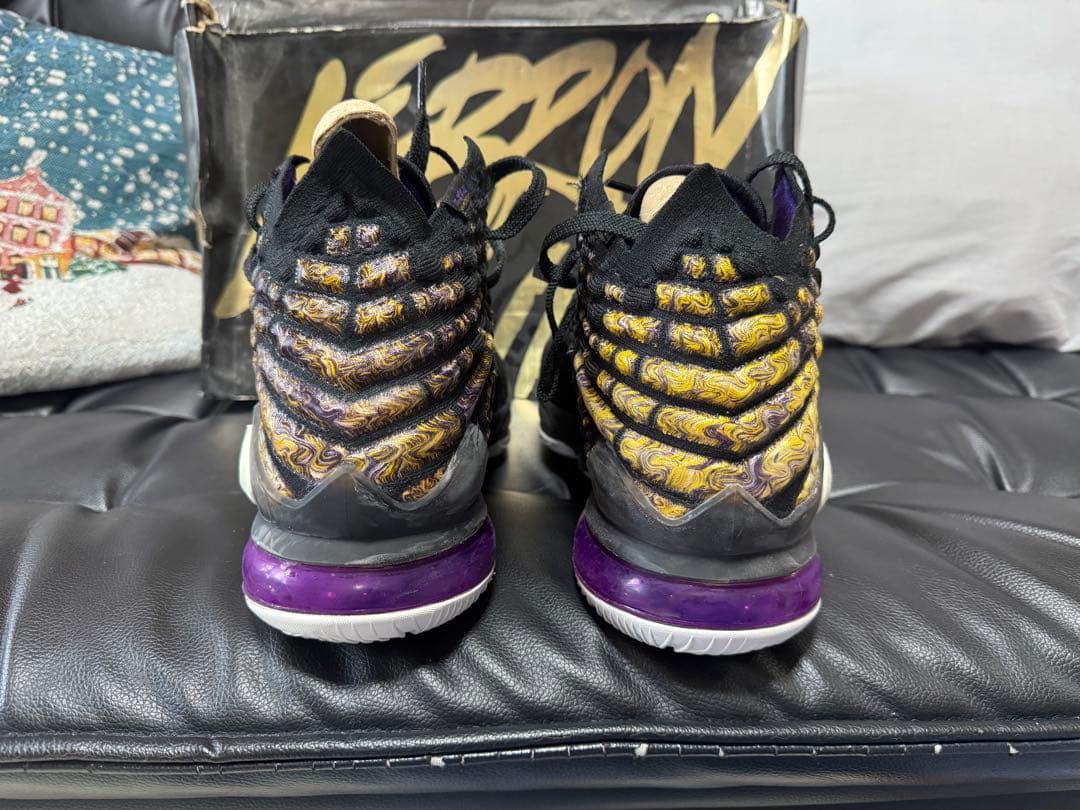 シューズ(男性用) nike lebron james 17 amarillo(eggplant)