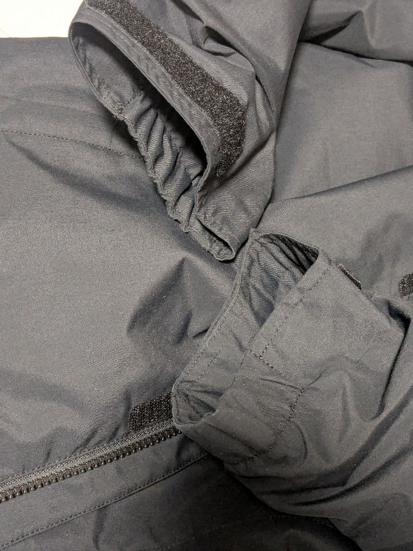 VOLCOM　キッズ　ジュニア　スノーボードウェア　ジャケット