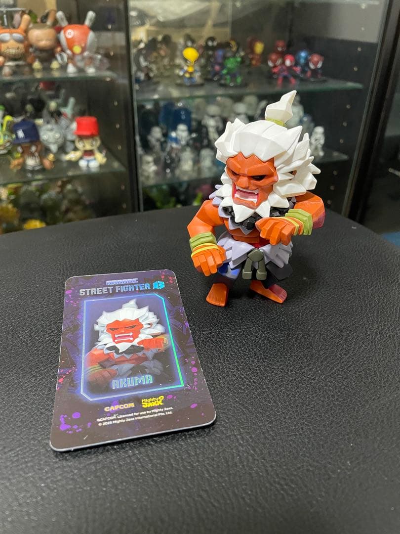Mighty jaxx マイティージャックス　ストリートファイター6 豪鬼　レア