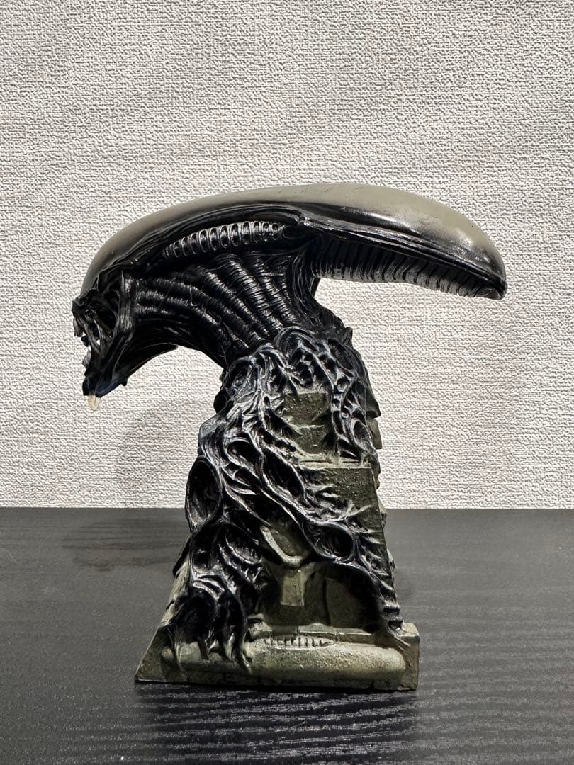 エイリアン AVP バスト像