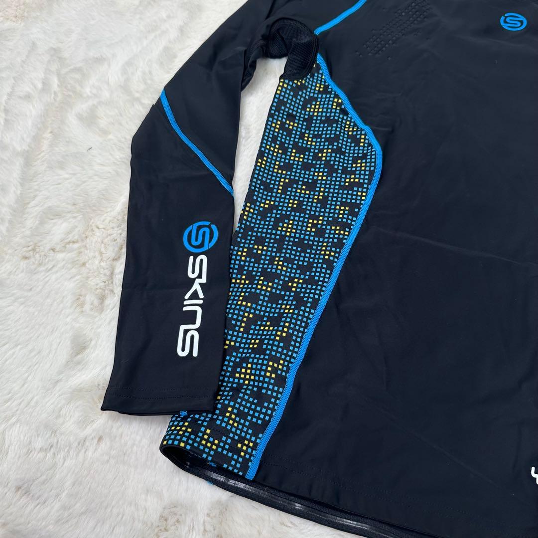 ✨新品未使用タグ付き✨SKINS A200 長袖トップス XL 青×黒系